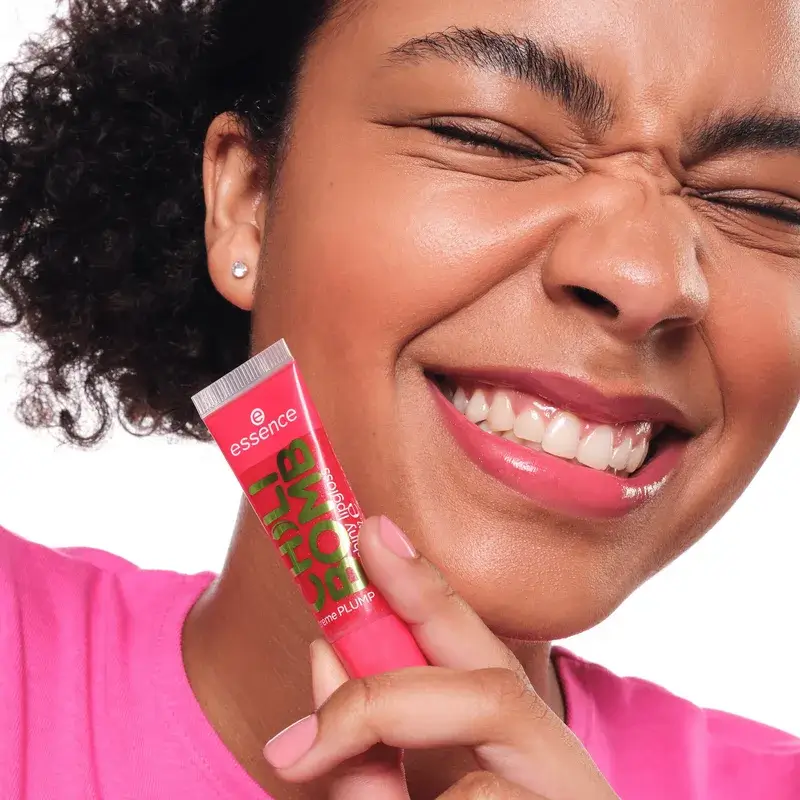 Essence Chili Bomb Lip Gloss 01 , 10 ml - Image 9