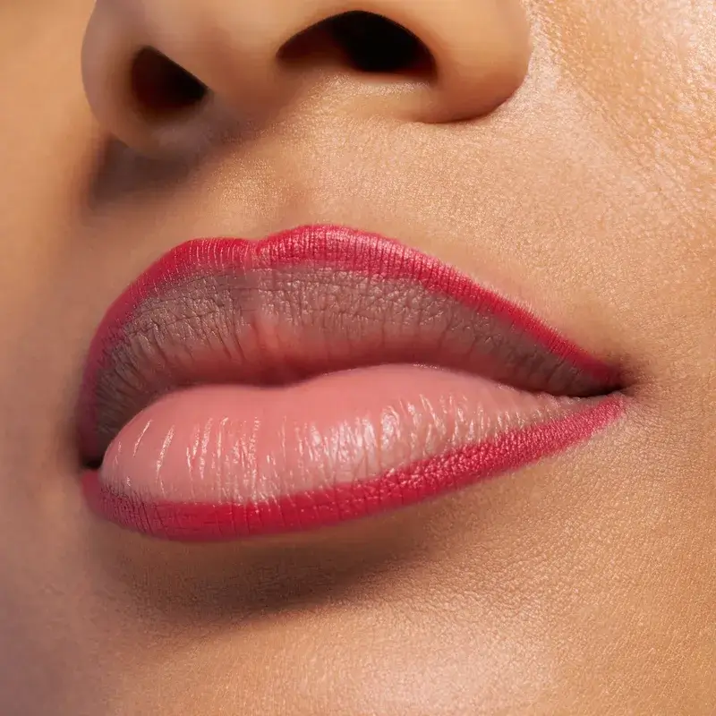 Essence Poutline Soft Glide Lip Liner 05, 0.62 g - Image 6