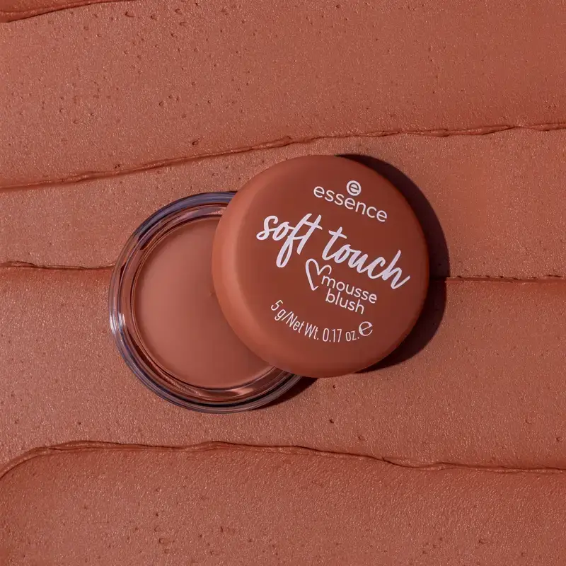 Essence Soft Touch Mousse Blush 20, 5 g - Image 3