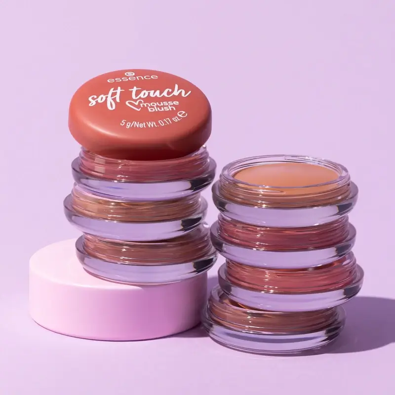 Essence Soft Touch Mousse Blusher 40, 5 g - Image 7